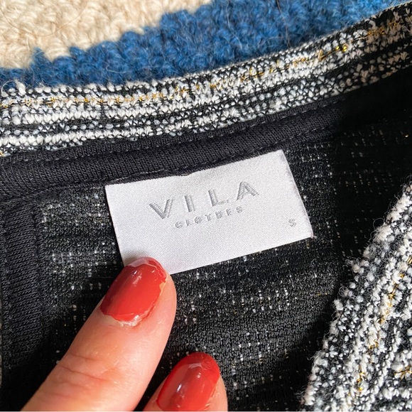 🖤 VILA BLACK WHITE GOLD SHIMMER TWEED CAPRI SLEEVE DRESS! - Picture 11 of 13